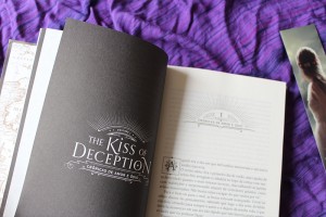 Entrevista com Mary E. Pearson, autora de The Kiss of Deception